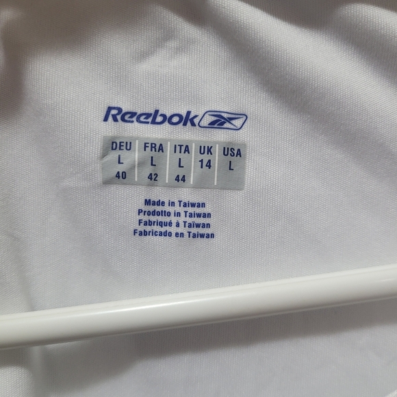 Reebok White with Black Trim Tshirt L - Picture 4 of 7